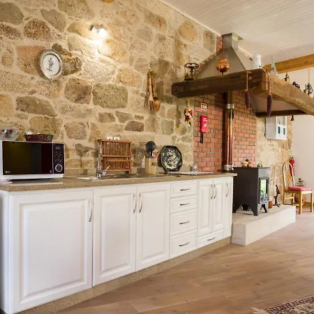 Cantinho Do Lucio * Melgaço