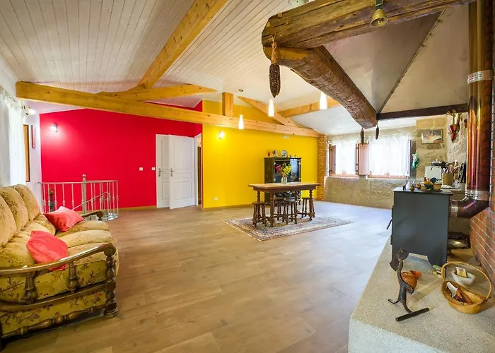 Cantinho Do Lucio * 梅尔加科